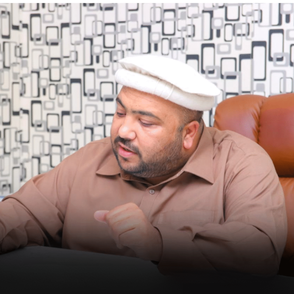 untitled (540 x 1080 px) (840 x 1080 px) (1080 x 1080 px)